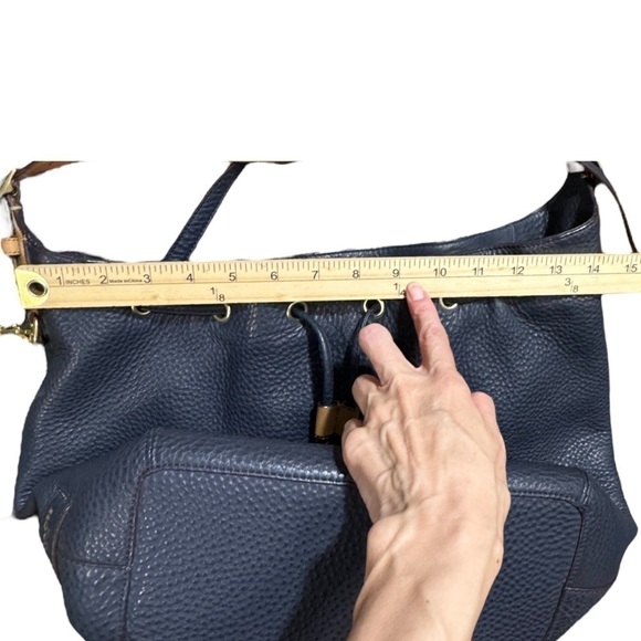 COACH Legacy Drawstring Handbag in Soft Pebbled Leather Midnight/Brass # 25306 - Picture 15 of 16